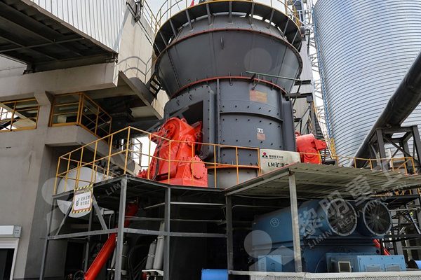 máy nghiền đá vôi dạng búa